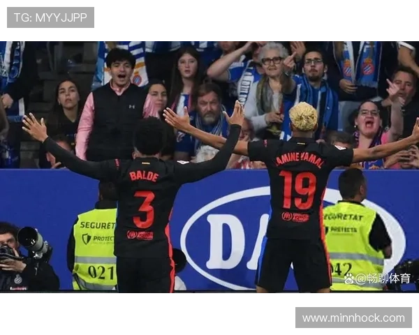 巴萨重建节奏调整问题显现，短期混乱导致长期计划推进受阻